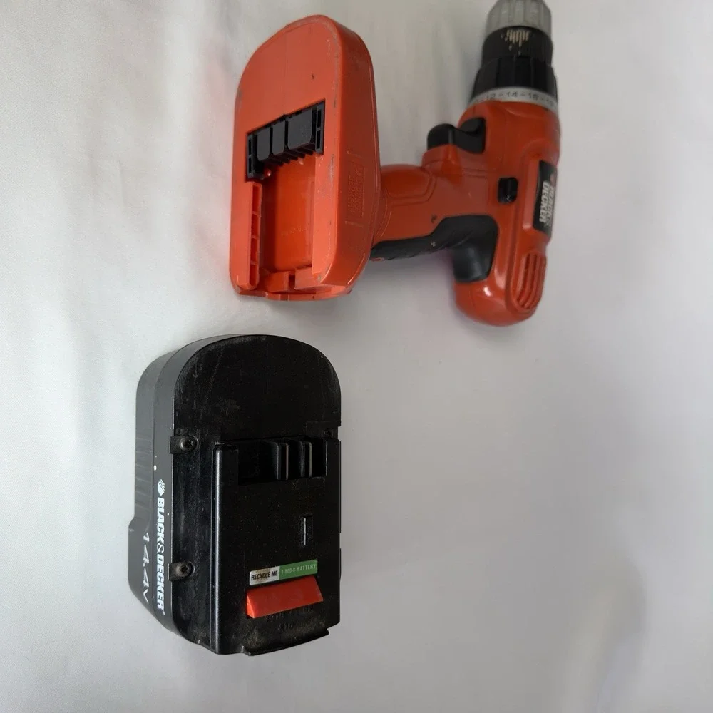 Black & Decker GC1440 14.4V Cordless Drill w/ Battery